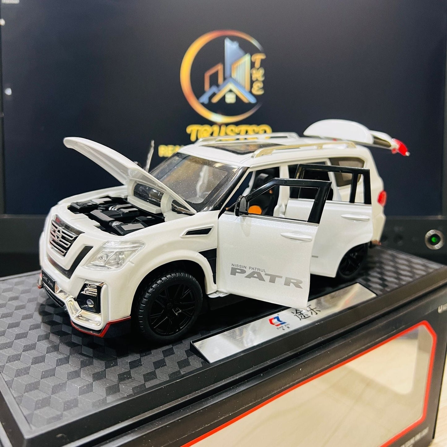 Nissan Patrol 1:24 Diecast Alloy Car Model | Off - Road SUV with Sound & Light – Metal Toy Vehicle for Collectors & Kids - Mahal Al MadinahMahal Al MadinahMahal Al MadinahNissan Patrol 1:24 Diecast Alloy Car Model | Off - Road SUV with Sound & Light – Metal Toy Vehicle for Collectors & Kids.Nissan Patrol 1:24 Diecast Alloy Car Model | Off - Road SUV with Sound & Light – Metal Toy Vehicle for Collectors & Kids