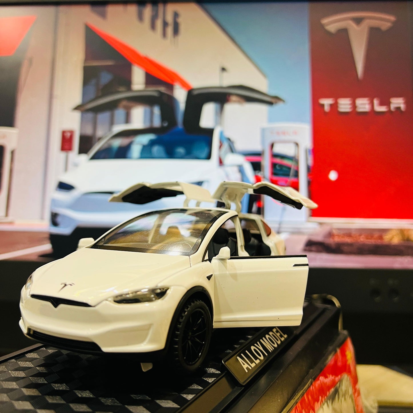 Tesla Model X Diecast Car – 1:28 Scale White Alloy SUV | Pull Back Action | Opening Doors | Electric Vehicle Model Toy for Kids & Collectors - Mahal Al Madinahdiecast carMahal Al MadinahMahal Al MadinahTesla Model X Diecast Car – 1:28 Scale White Alloy SUV | Pull Back Action | Opening Doors | Electric Vehicle Model Toy for Kids & CollectorsTesla Model X Diecast Car – 1:28 Scale White Alloy SUV | Pull Back Action | Opening Doors | Electric Vehicle Model Toy for Kids & Collectors