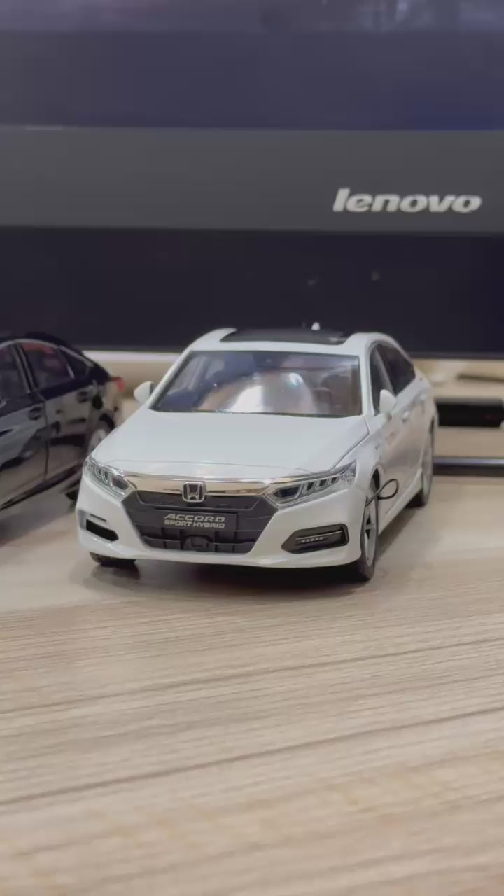 1:24 Premium Honda Accord Diecast Model Car – Metal Body, Pull Back Action, Openable Doors, Lights & Sound | Toy for Kids & Collectors.