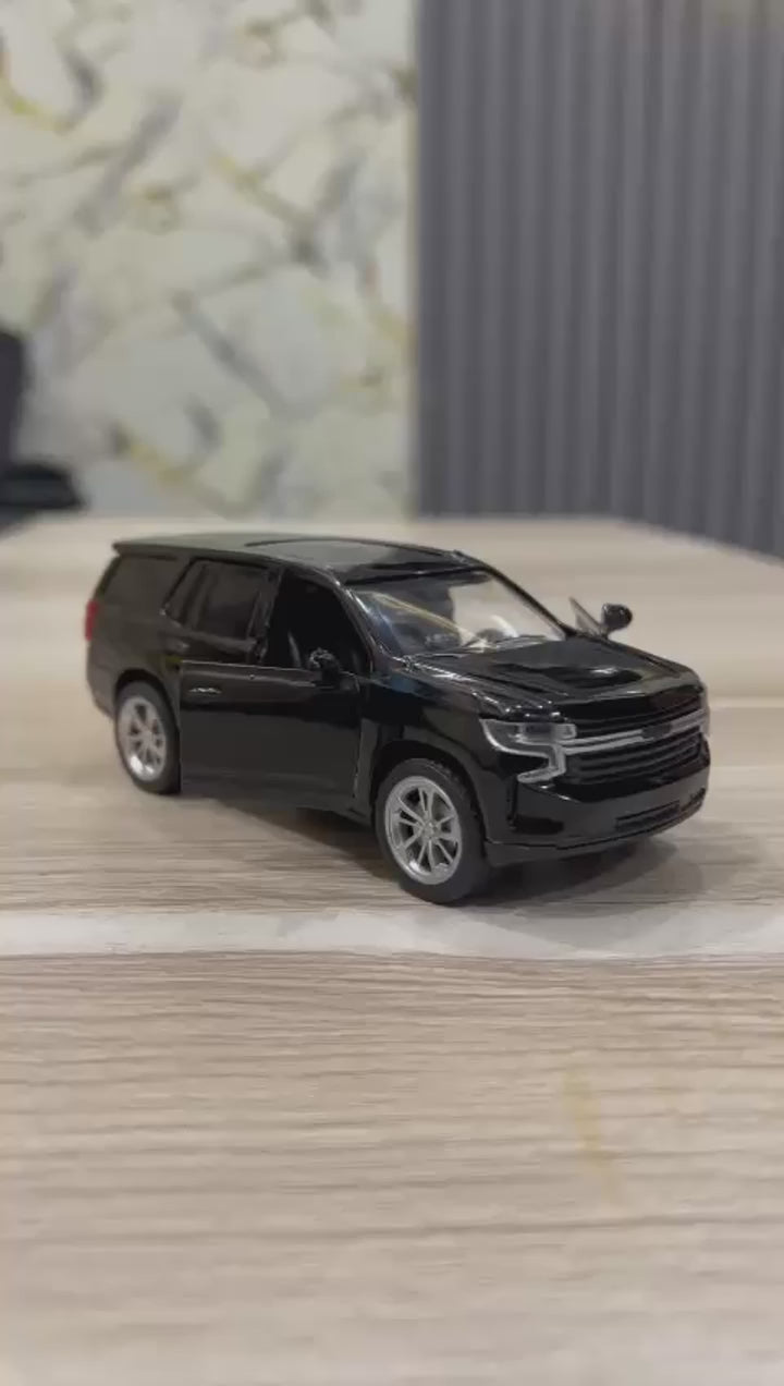 Diecast Chevrolet Tahoe Metal Car Model | Miniature Display Toy with Lights & Sound.